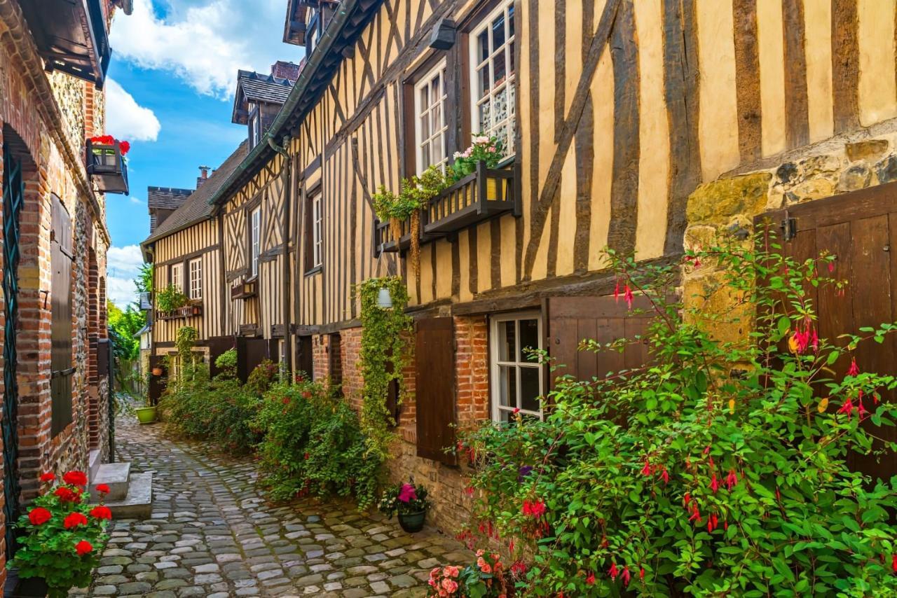 De Charme Dans Un Chateau A 5 Min D'honfleur *