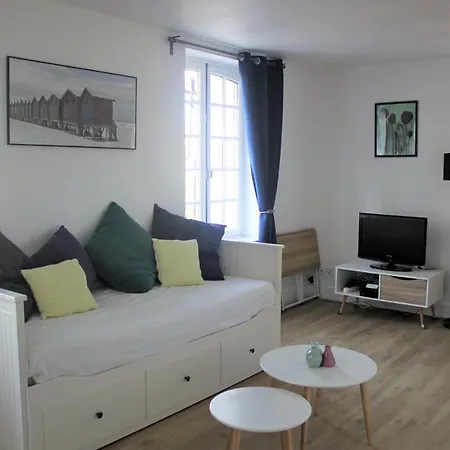 Appartement De Charme Dans Un Chateau A 5 Min D'Honfleur Gonneville-sur-Honfleur Esterno foto