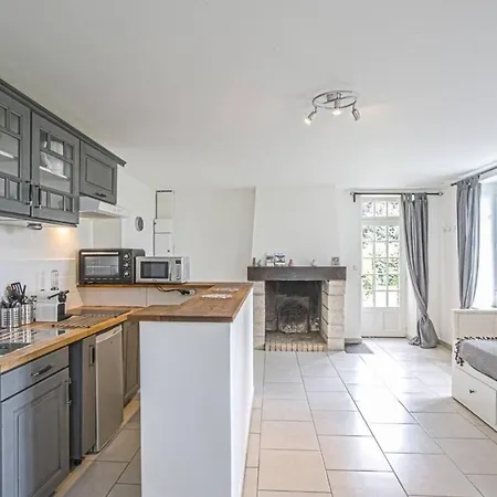Appartement De Charme Dans Un Chateau A 5 Min D'Honfleur Gonneville-sur-Honfleur Esterno foto